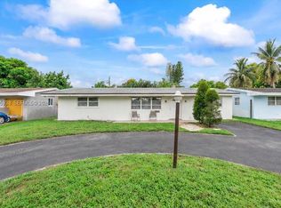 Boulevard Heights Sec 9, Pembroke Pines, FL 33024