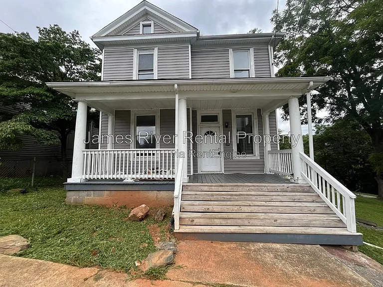 1601 Union St — Photo 2