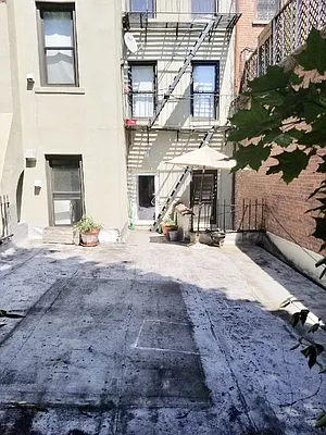 Rented by A P Realty Group NY LTD | media 48