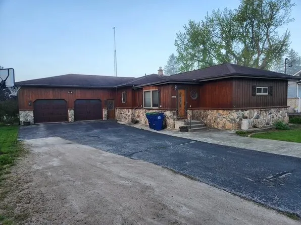 612 Fond Du Lac STREET, Mount Calvary, WI 53057