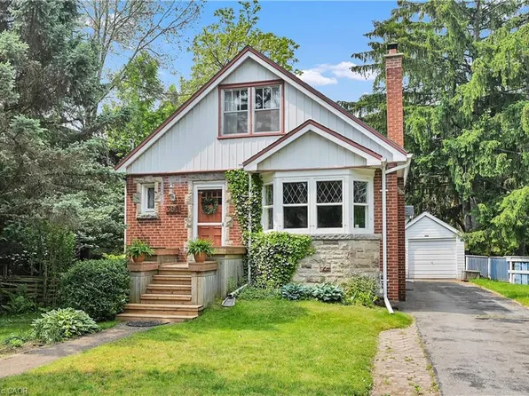 360 Guelph Line, Burlington, ON L7R 3L4