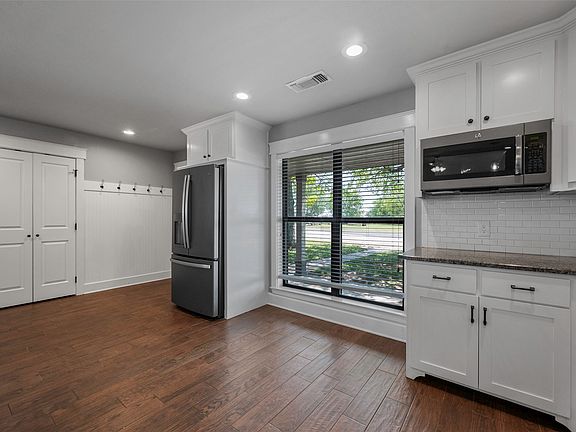 5th image of 3949 County Road 302