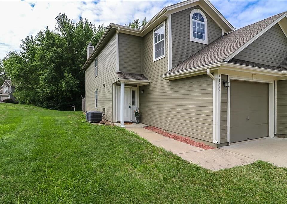 1st image of 6100 NE Moonstone Ct #11A