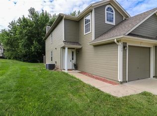 6100 NE Moonstone Ct #11A, Lees Summit, MO 64064