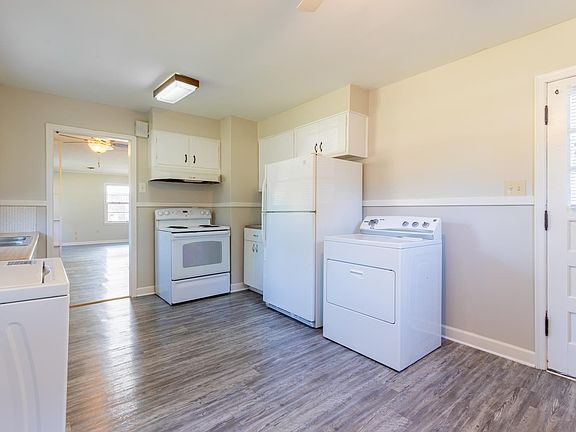 4th image of 4615 Verne Rd
