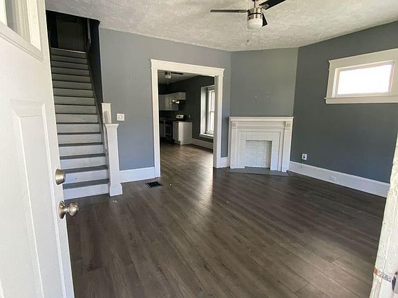 2nd image of 1366 Thoreau Rd #1366