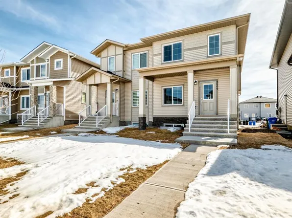 324 N Cornerbrook Dr NE, Calgary, AB T3N 2J3
