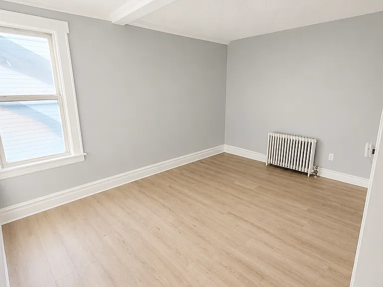 100 Smith St #1A — Photo 6