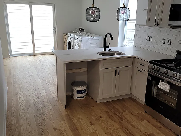 223 E Girard Ave #1R — Photo 24