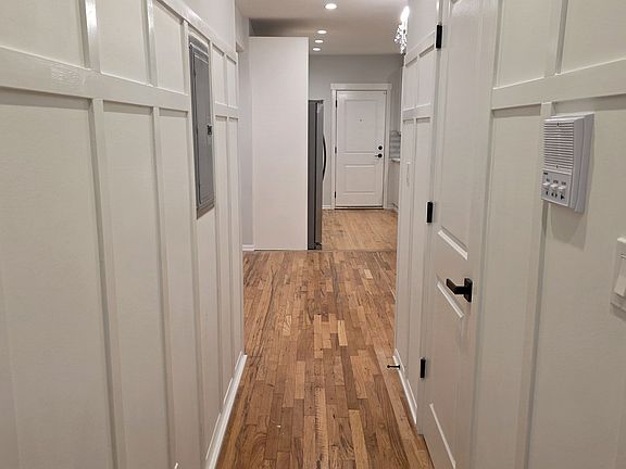 3rd image of 3225 N Kenneth Ave #1