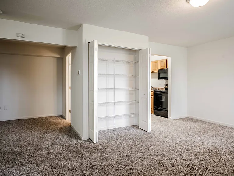 Polo Run Apartments — Photo 30