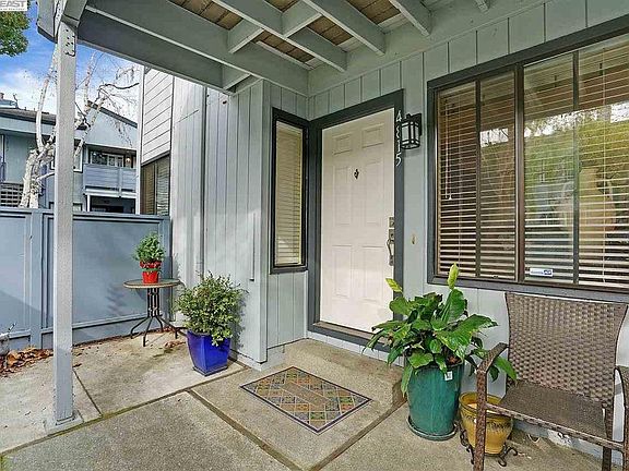 5th image of 4815 Pine Forest Pl