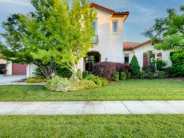 172 Omaha Ave, Clovis, CA 93619