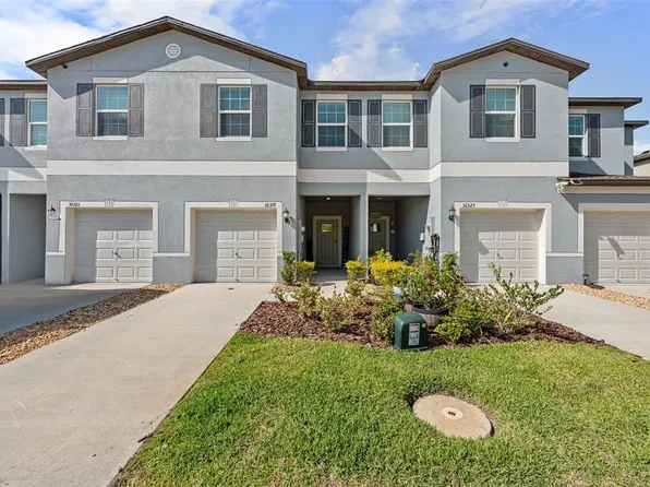 36519 Garden Wall Way, Zephyrhills, FL 33541