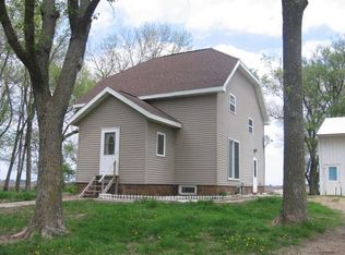 55512 140th St, Wells, MN 56097