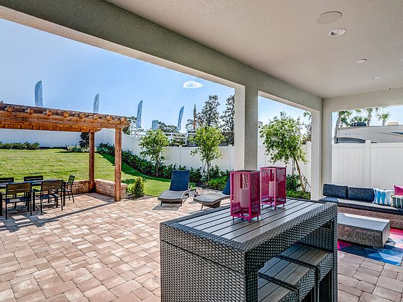 Covered lanai for outdoor parties