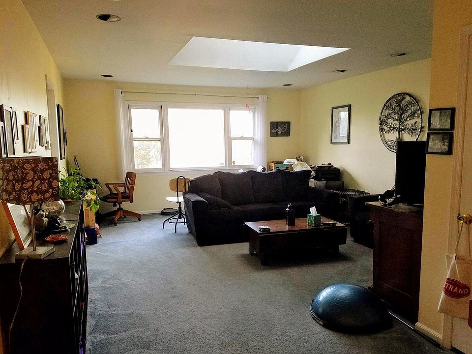 2nd image of 32 Mountain Ave APT 2