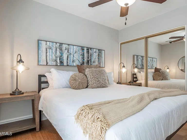 5948 E Corrine Dr — Photo 42