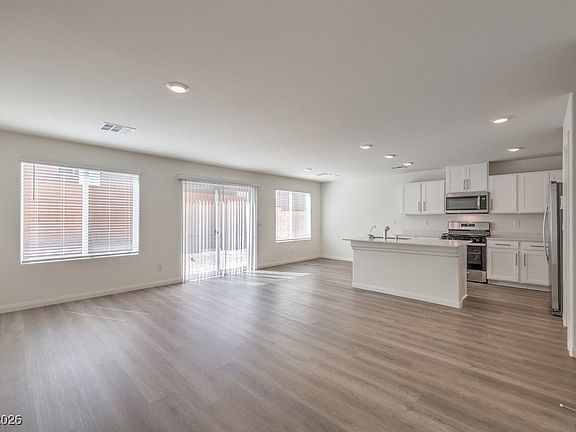 4th image of 9383 Ava Hathaway St #3