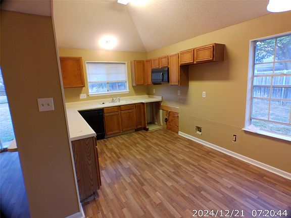 4th image of 8318 Copperknoll