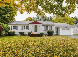 26 Rae Dr, Rochester, NY 14626