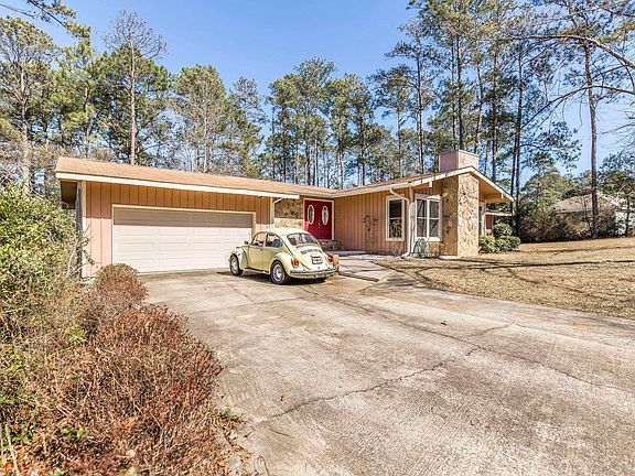4th image of 105 Beaver Cove Dr