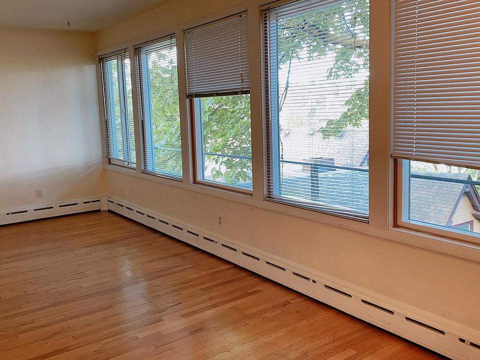 1st image of 22nd Ave NE #4748.5