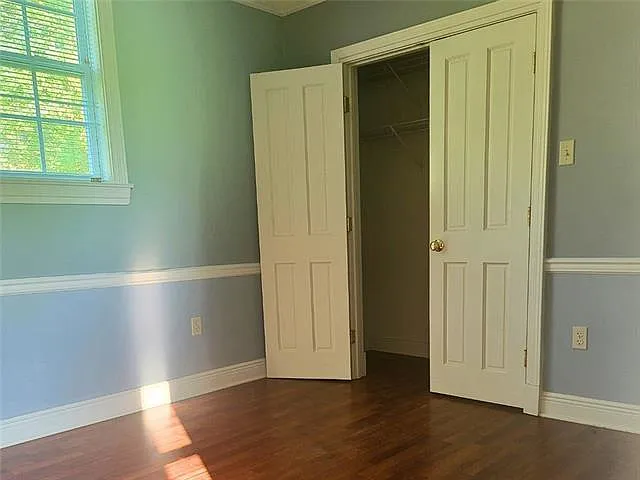 4718 Reynes St — Photo 12