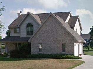 6022 Fairfax Ln, Madison, WI 53718