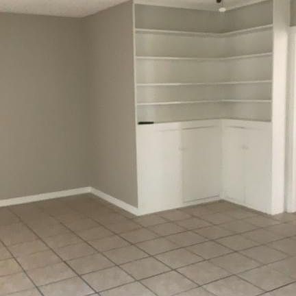 5th image of 710 N Grove St APT A