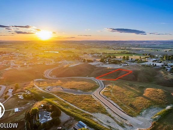 3rd image of 8202 Quail Hollow Dr