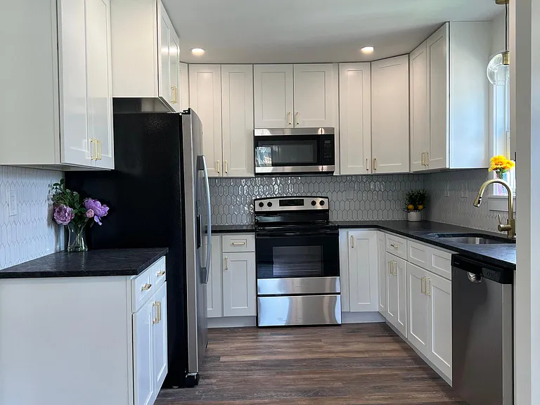 1110 Mechanics Way — Photo 5