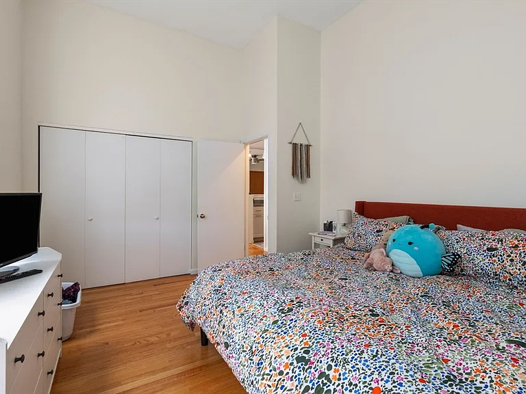 80 Beaumont St #204 — Photo 16