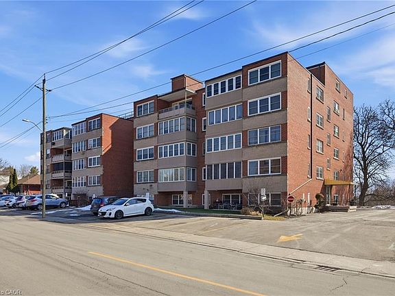 2nd image of 9 Grant Blvd #106