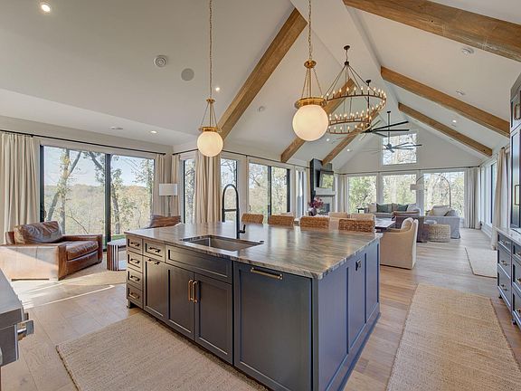 4th image of 6620 Buckthorn Dr NW