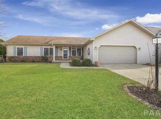 4724 W Pendleton Pl, Peoria, IL 61615