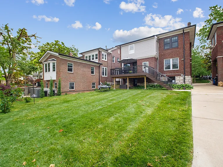 7071 Lindell Blvd — Photo 23