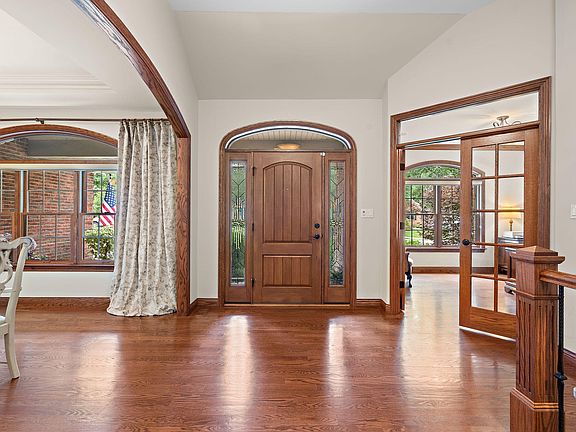 5th image of 770 Quinlan Ct