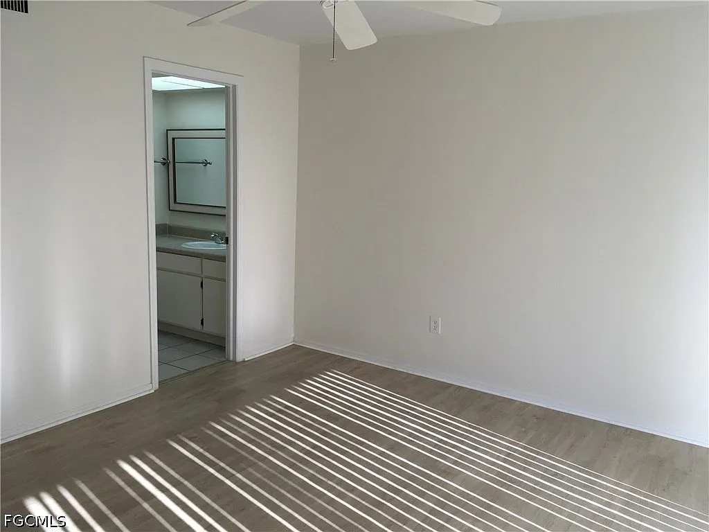 2 bed, 1.5 bath, 839 sqft, $1,350 — Photo 4