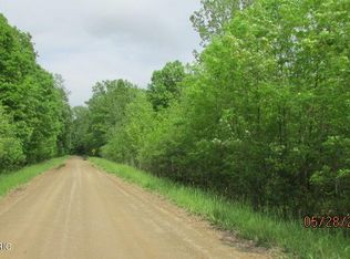 4587 Wynnewood Dr, Camden, MI 49232