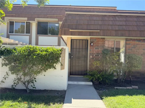 10425 Larwin Ave, Chatsworth, CA 91311