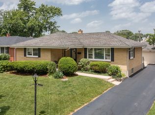 434 Lake Ave, Downers Grove, IL 60515