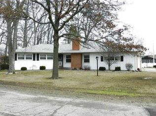 106 Oak Park Dr, Hicksville, OH 43526