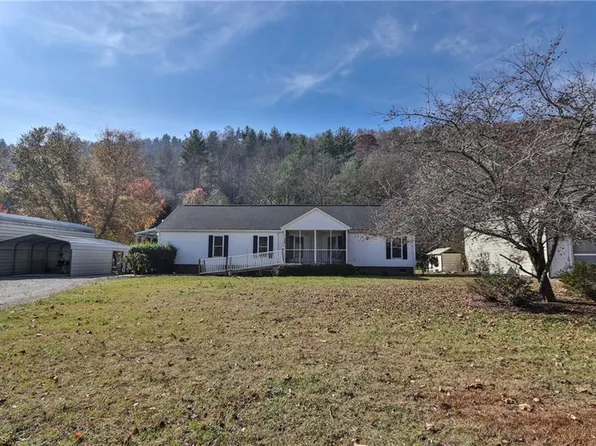 185 Eagle Hills Rd, Purlear, NC 28665