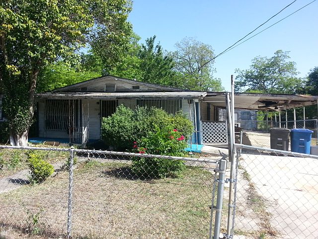 1st image of 763 Yucca St