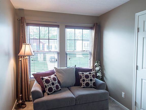 4th image of 2857 Sycamore Creek Dr