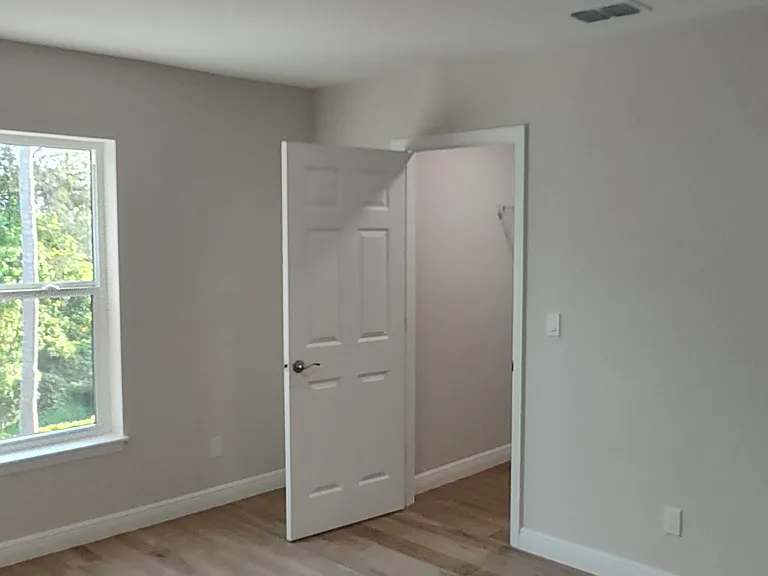 991 Waters Edge Dr — Photo 23