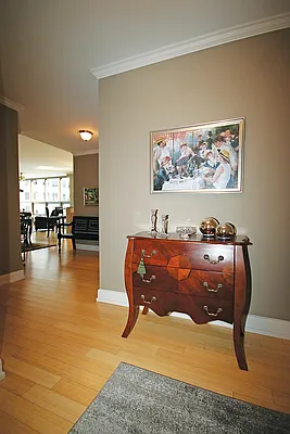 Sold by Keller Williams City Life Realty | media 8