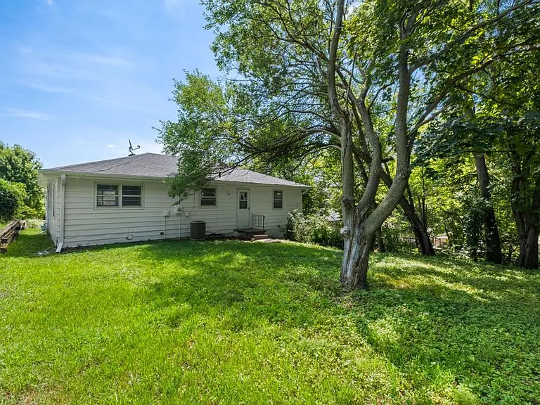 7214 Northridge Dr — Photo 21