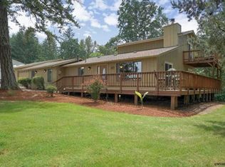 38726 Shady Oak Rd NE, Albany, OR 97322